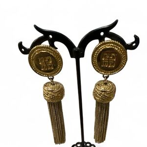 Vintage 80's 4G Givenchy vintage gold-tone tassel clip-on earringS